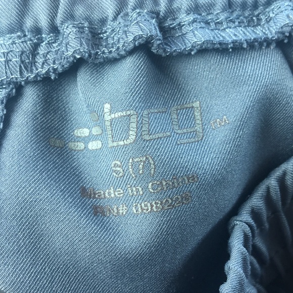 Girls shorts - Picture 2 of 2